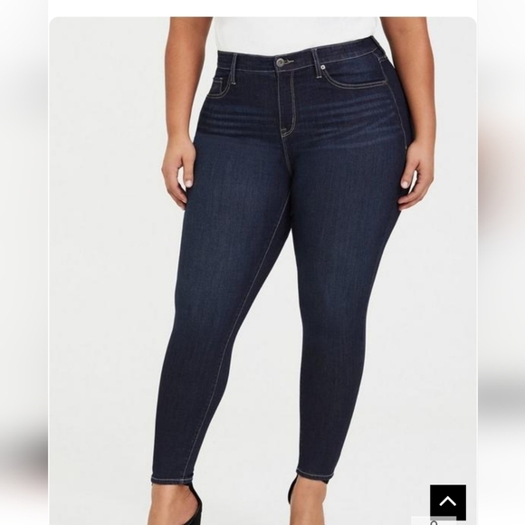Torrid Sky High Skinny Jean - Premium Stretch - Picture 1 of 8